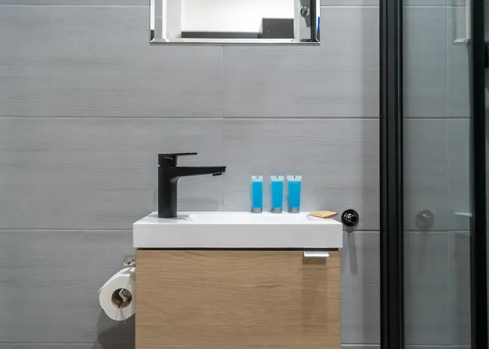 Krzywa By Bookinghost